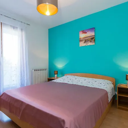 Apartment Elena