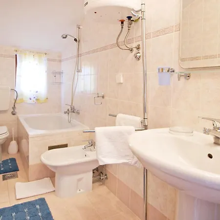 Elena Apartment